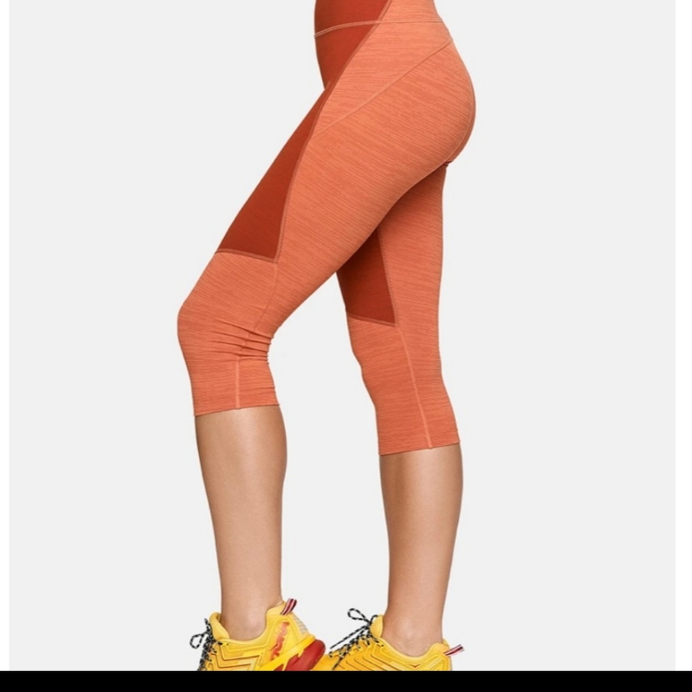 Outdoor Voices Tech Sweat Two Tone Kneecap Legging